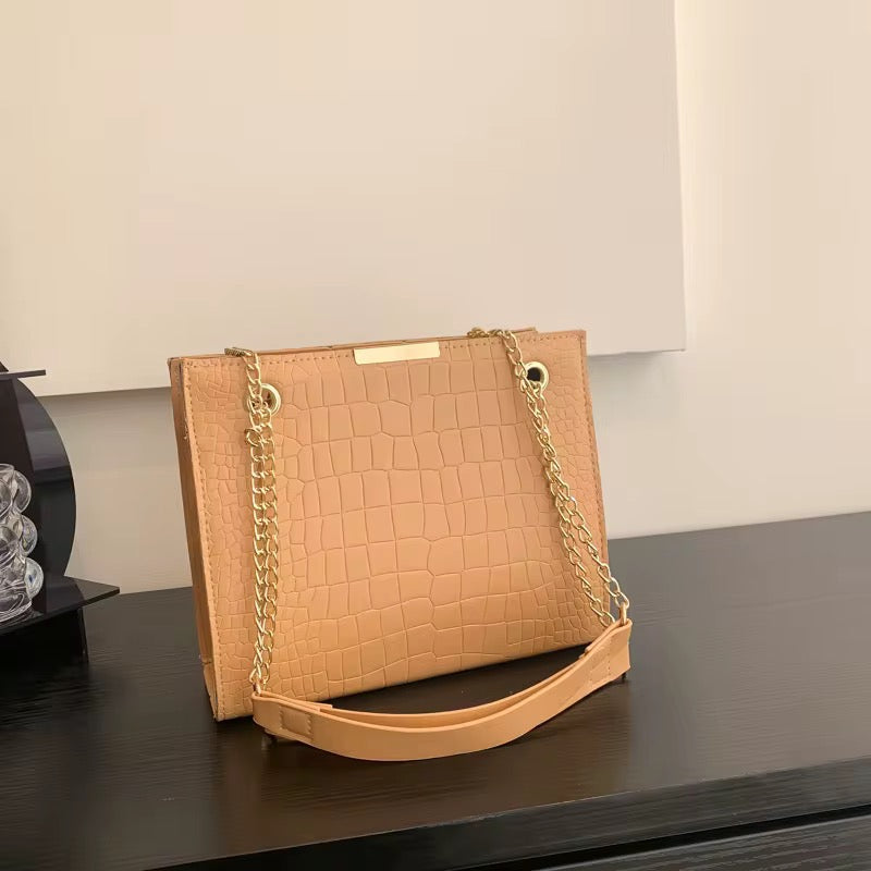 Arden Tote